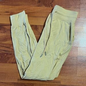 lululemon joggers